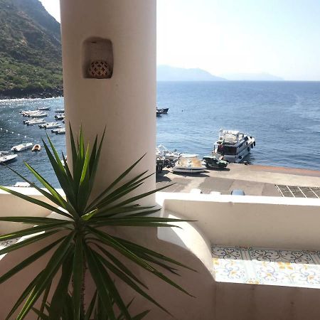 Albergo Seaside Leni Buitenkant foto