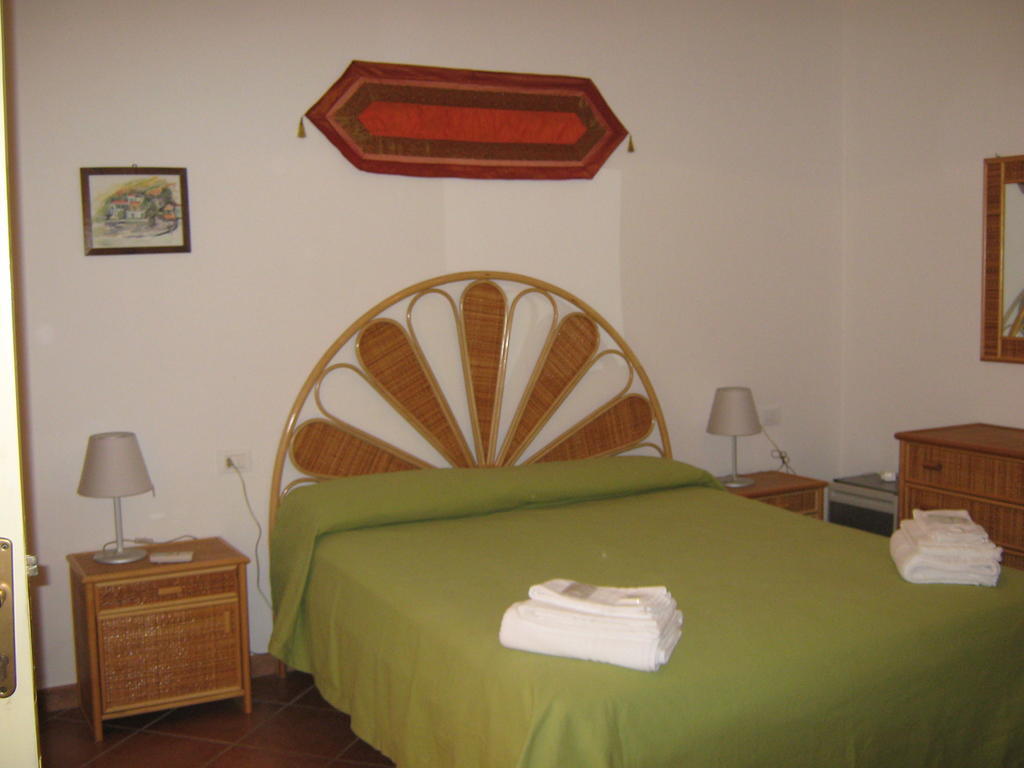 Albergo Seaside Leni Kamer foto