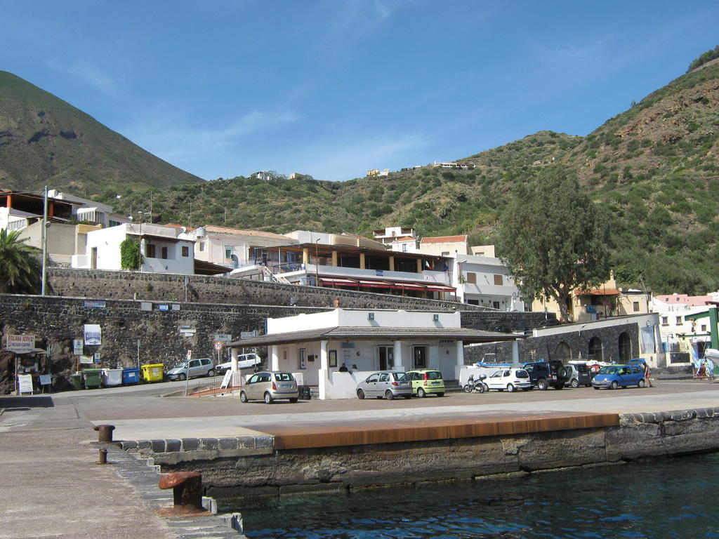 Albergo Seaside Leni Buitenkant foto