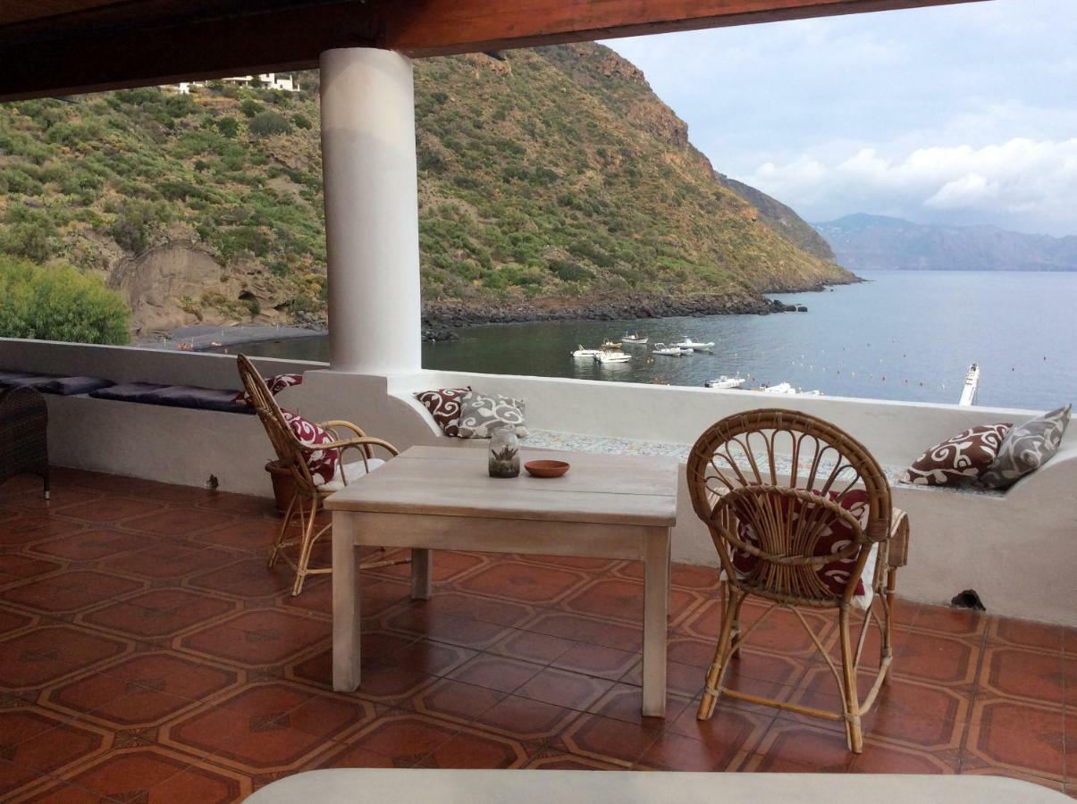 Albergo Seaside Leni Buitenkant foto