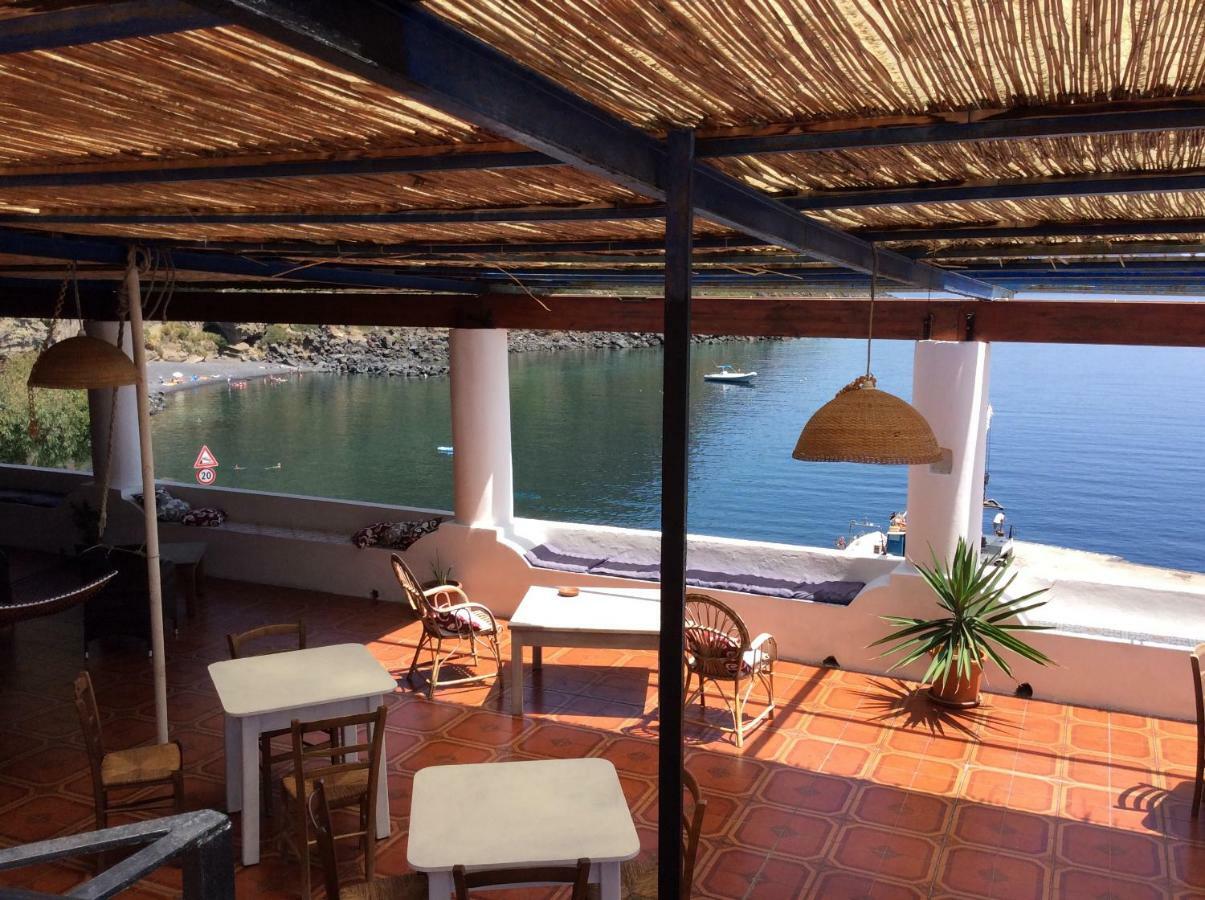 Albergo Seaside Leni Buitenkant foto